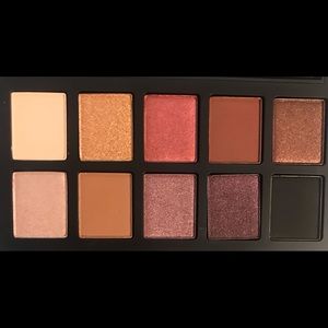 HAUS Laboratories Glam Room N 1 “Fame” Eyeshadow Palette Lady Gaga new
